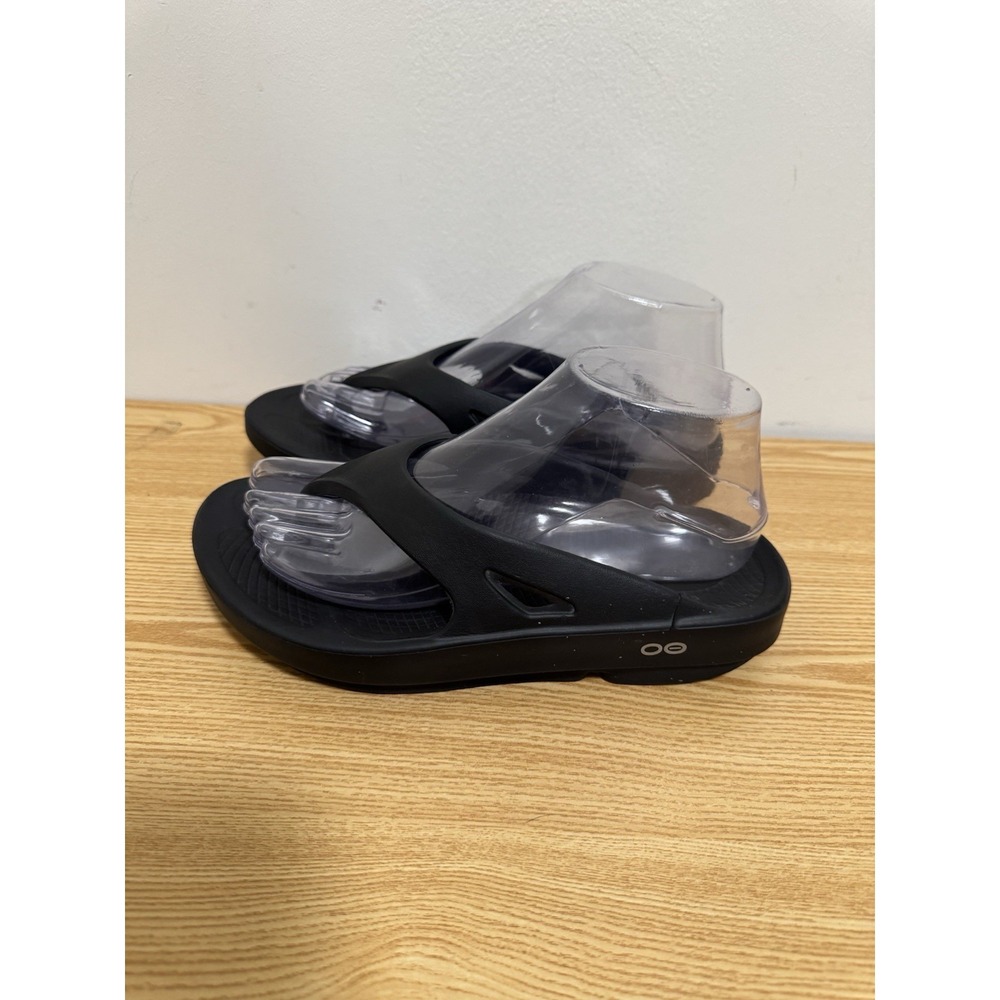 Oofos Sandals Womens 7 US OOriginal Flip Flop Thong Black Toe Post Casual